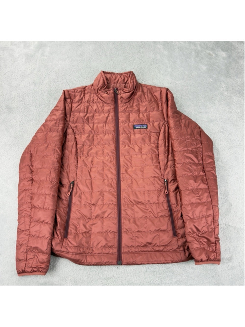 Patagonia NWT Women's Size Small Nano Puff Jacket Red 84217 Style Number